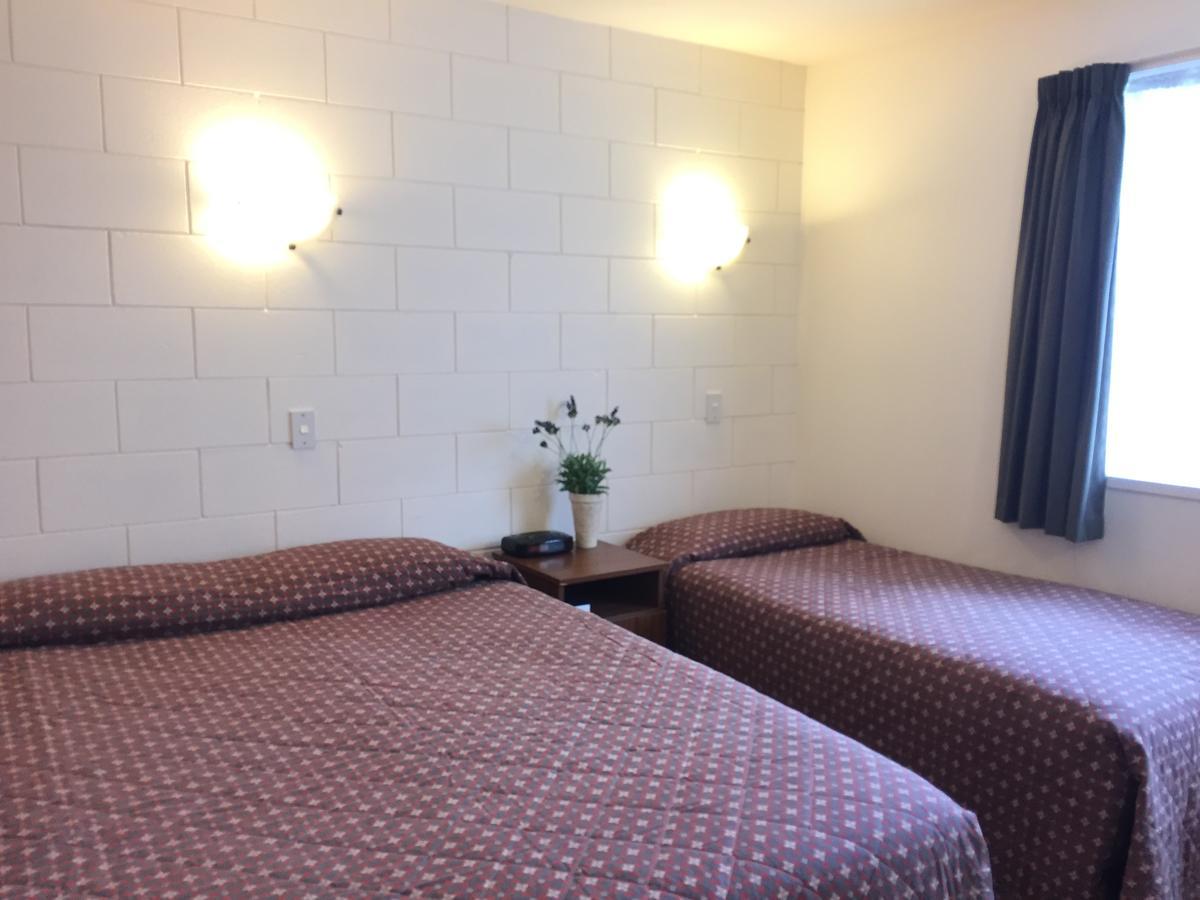 Boundary Court Motor Inn Hamilton Exteriör bild
