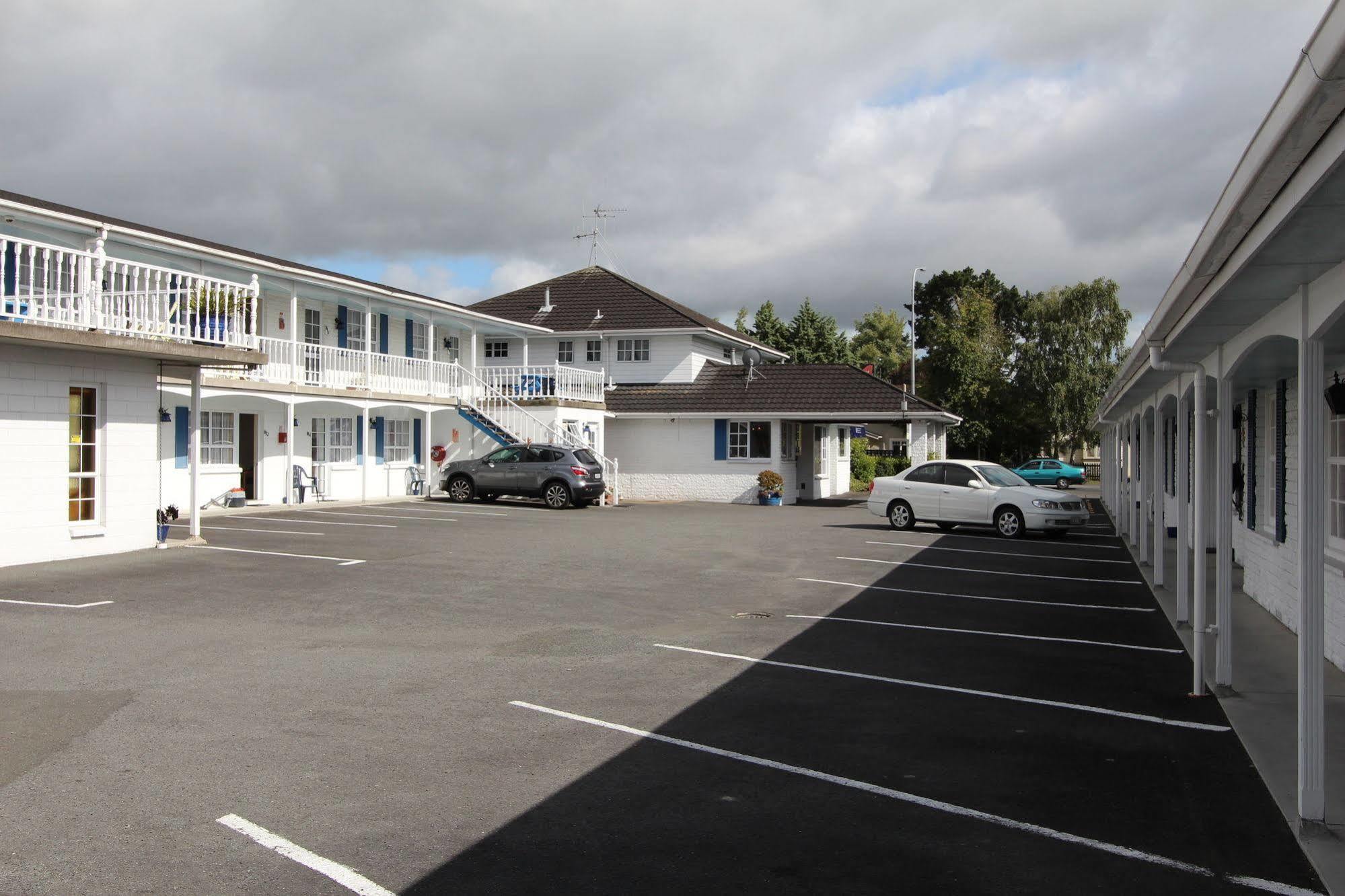 Boundary Court Motor Inn Hamilton Exteriör bild