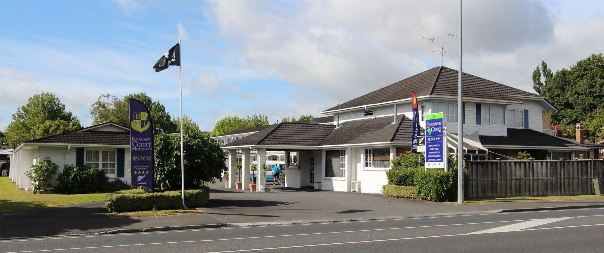 Boundary Court Motor Inn Hamilton Exteriör bild
